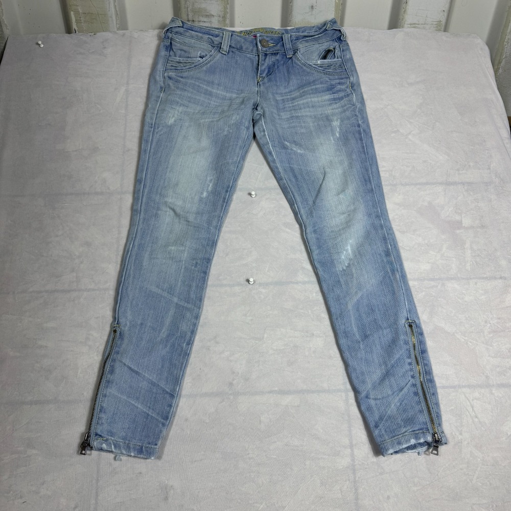 Almost Famous Womens Skinny Jeans Blue Denim Ankle Zip Distressed Size 3